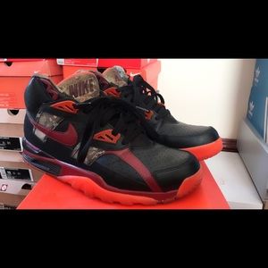 Men’s Nike Air Trainer AC Size 10